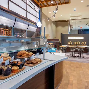 Courtyard By Marriott Queens/fresh Meadows 3*, New York États-Unis