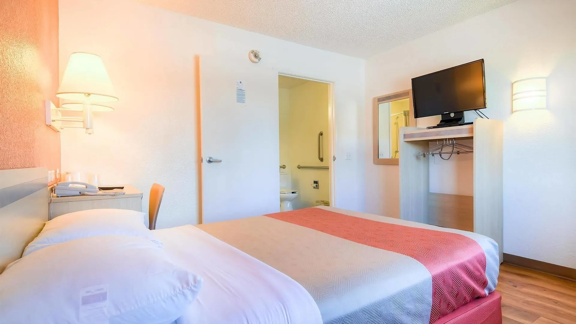 Park Inn By Radisson, Las Vegas Boulder Hwy 2*,
